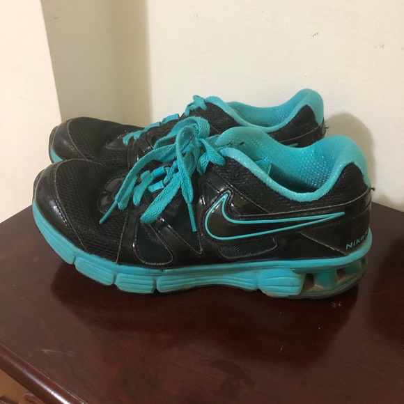 Black and Blue Nike REAX - Picture 2 of 4